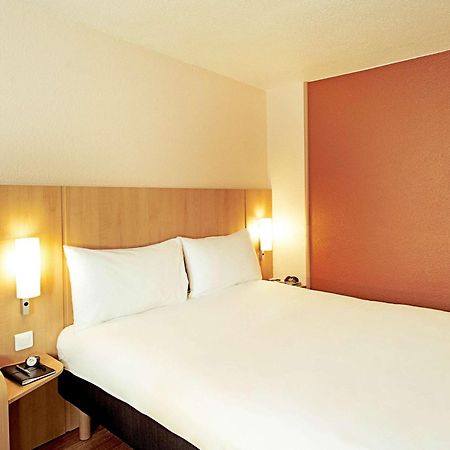 Ibis Lyon Gare Part Dieu Екстер'єр фото