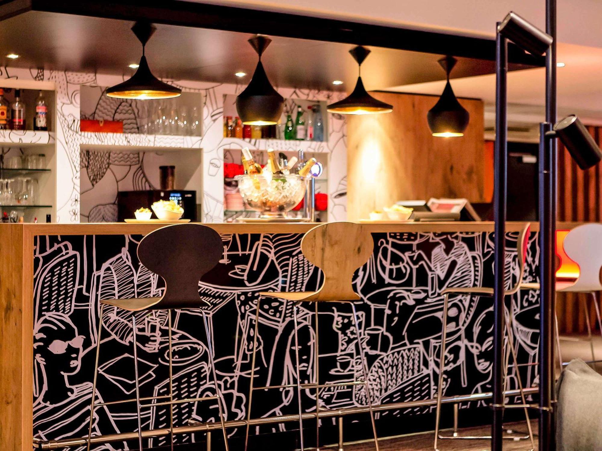 Ibis Lyon Gare Part Dieu Екстер'єр фото