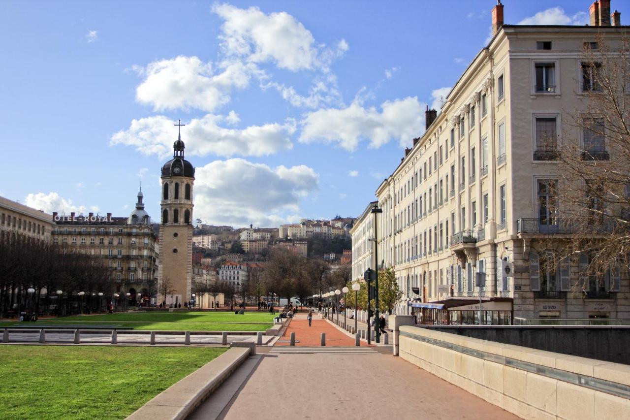Ibis Lyon Gare Part Dieu Екстер'єр фото